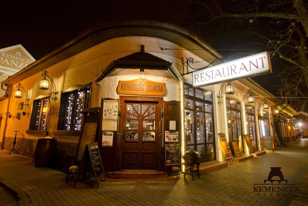 Kemences Csarda Es Panzio Hotel Hajduszoboszlo Exterior photo